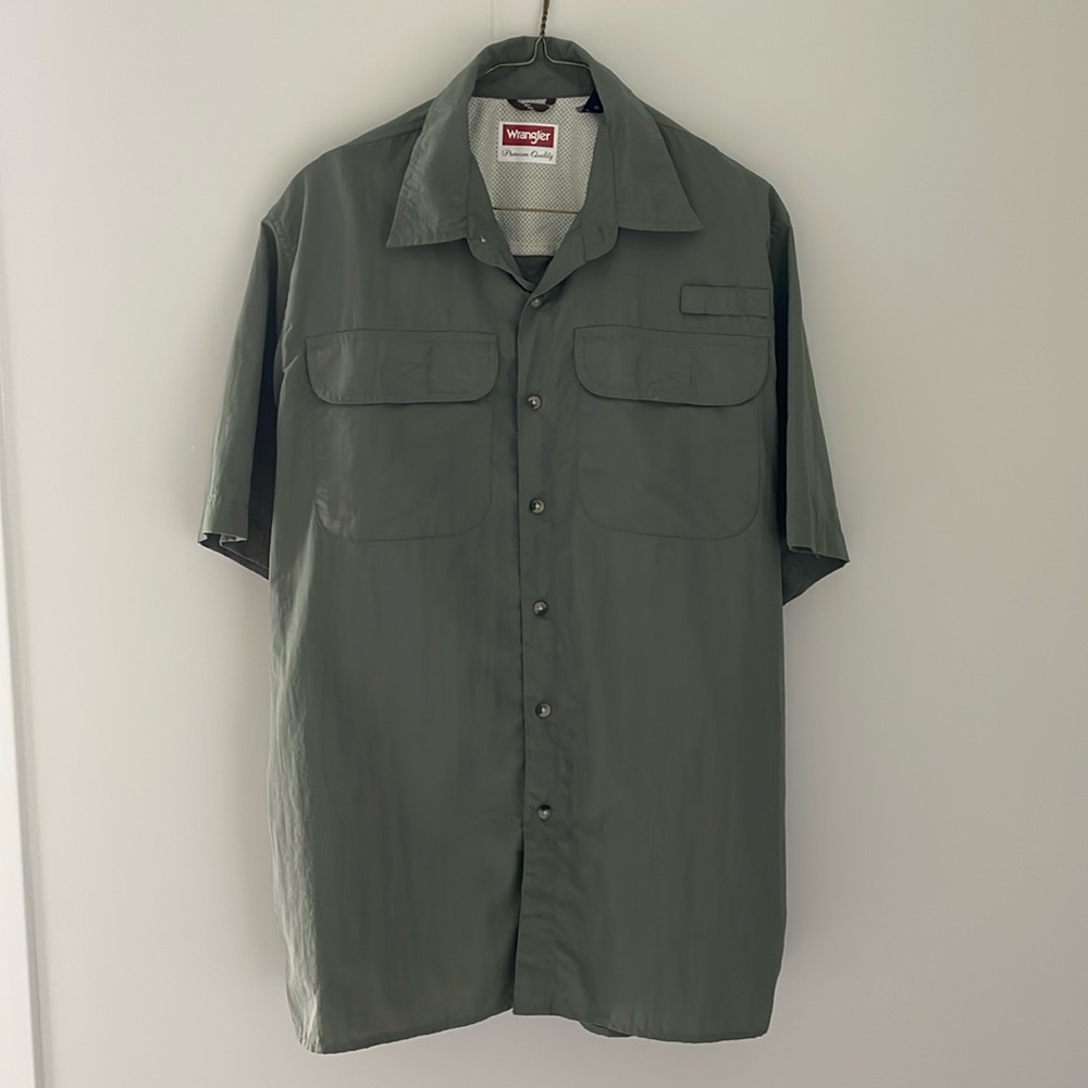 Wrangler fishing shirt